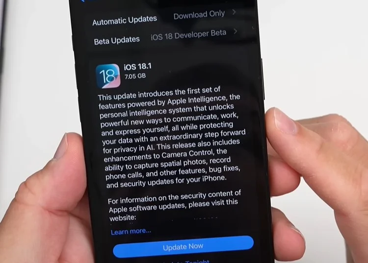 Đánh giá iOS 18.1 RC: Cập nhật lớn với AI và ghi âm cuộc gọi