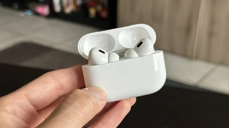 Tính năng trợ thính AirPods Pro 2: Chỉ có tại Mỹ và Canada