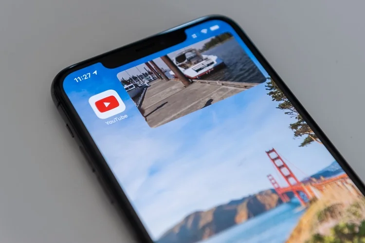 Người dùng iPhone có thể đăng video YouTube chỉ với 1 chạm