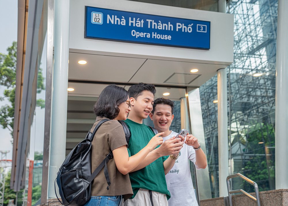 Grab tung ưu đãi kết nối người dân với Metro số 1