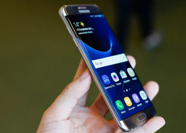 Samsung sắp hồi sinh dòng Galaxy Edge huyền thoại