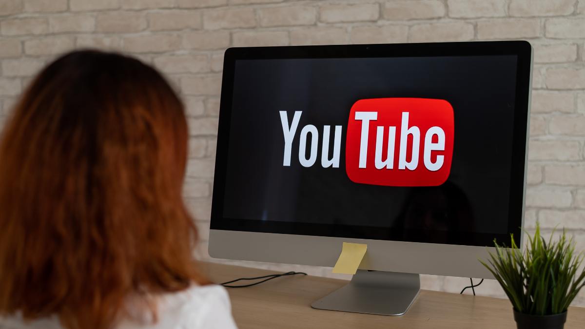 YouTube bội thu quảng cáo