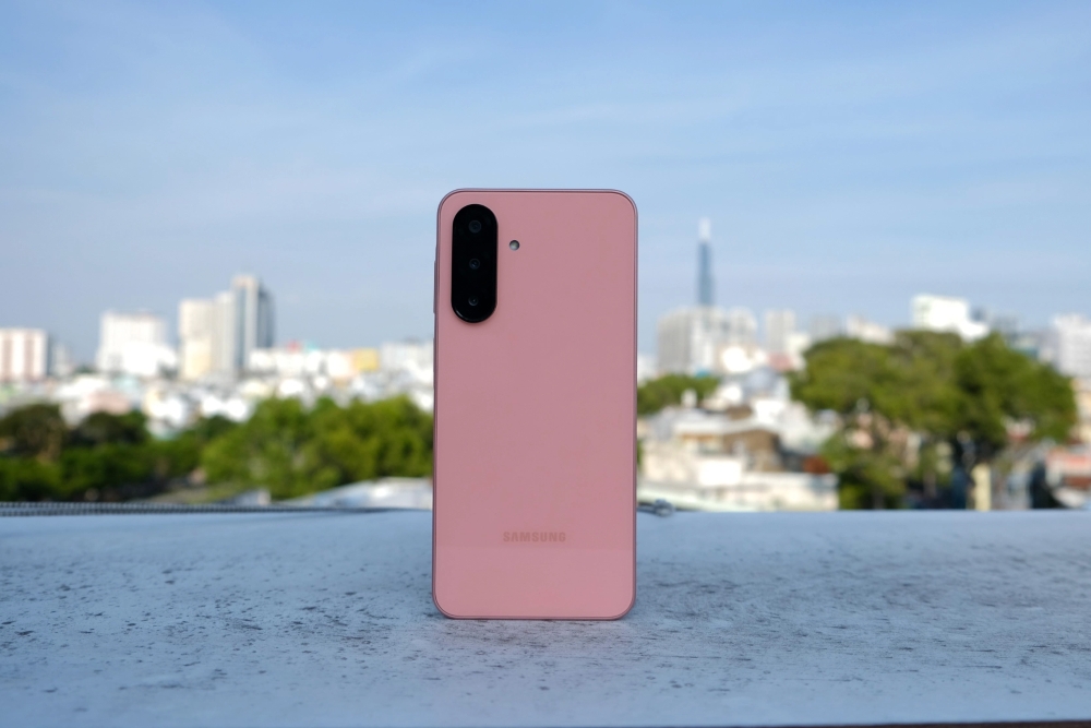 Galaxy A series mới: Awesome không chỉ ở giá tiền