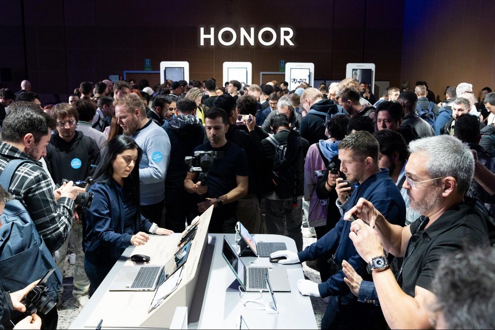 MWC 2025: HONOR công bố chi 10 tỷ USD phát triển AI