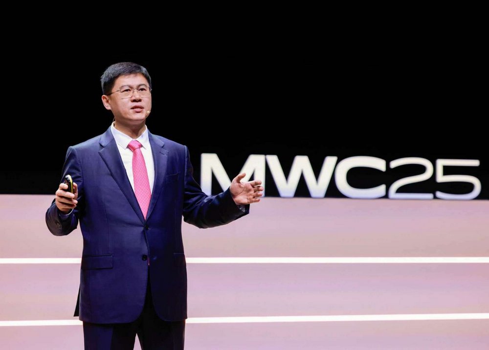 Phó chủ tịch Huawei: Tối đa hóa giá trị mạng 5G trong kỷ nguyên AI