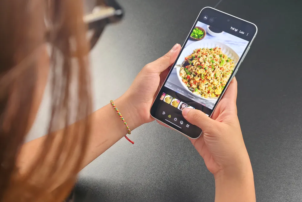 Galaxy A series hóa “phụ bếp” đa zi năng, biến GenZ thành Masterchef