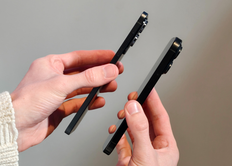 Samsung đá xoáy Apple bằng Galaxy S25 Edge siêu mỏng