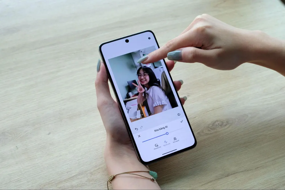 vivo V50 Lite: Làm việc thả ga, giải trí bất tận