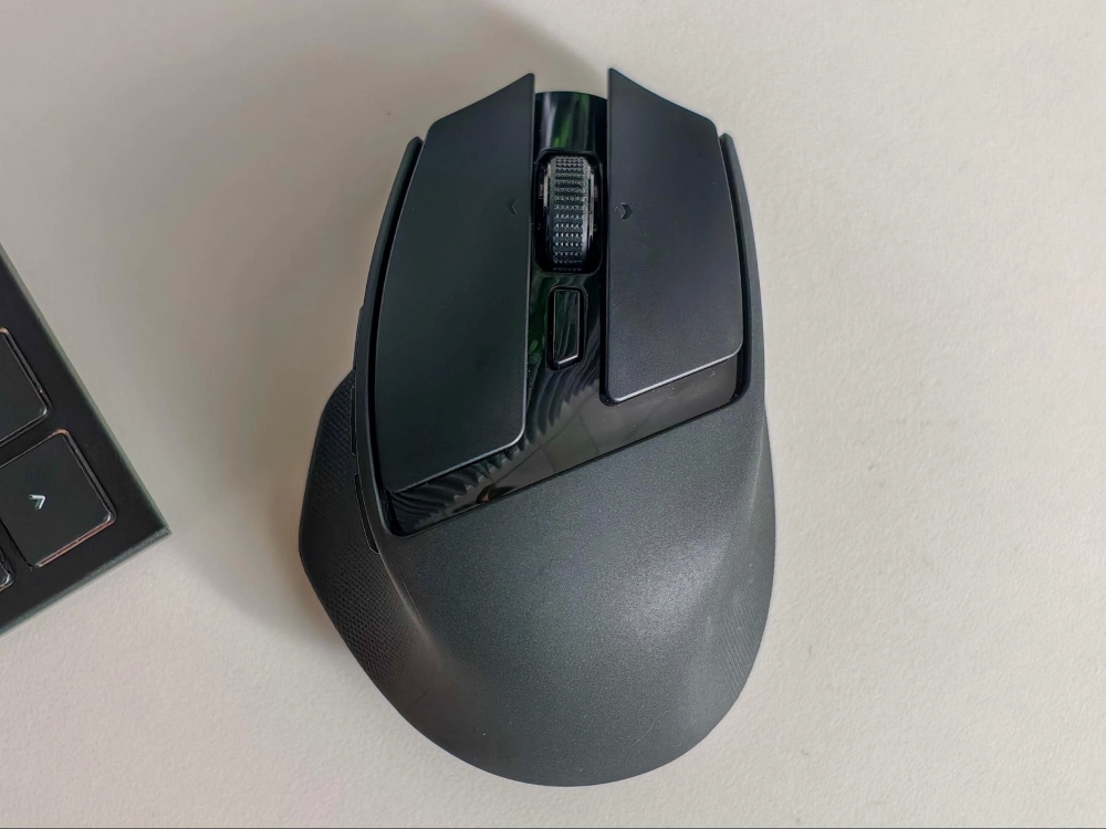Đánh giá Razer Joro và Razer Basilisk Mobile
