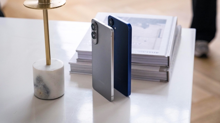 Galaxy S25 Edge kiểm tra độ bền