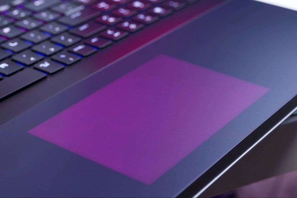 đánh giá MSI Titan 18 HX