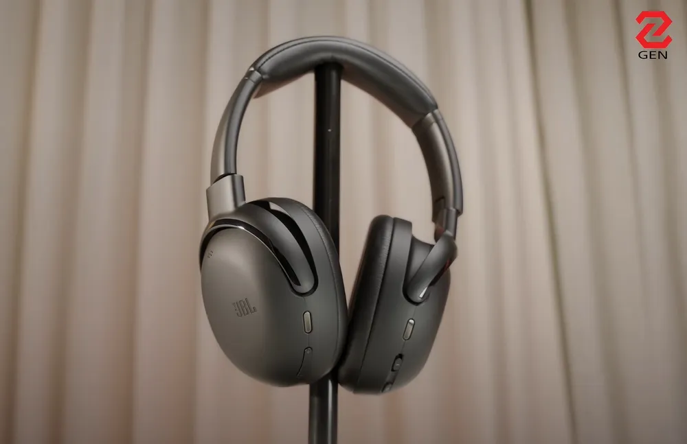 Đánh giá JBL Tour One M3 + Smart TX: Pin 70 giờ