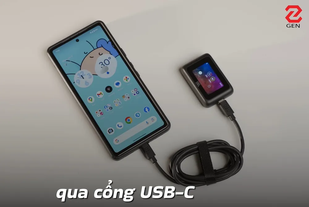 Đánh giá JBL Tour One M3 + Smart TX: Pin 70 giờ