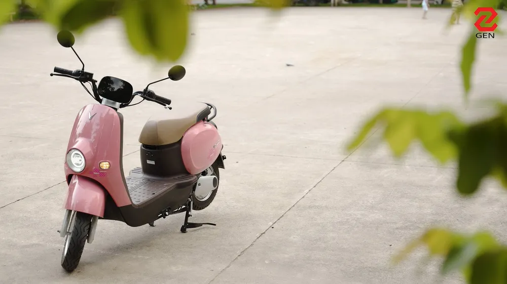 VinFast Motio giá 12 triệu: Xe điện tiết kiệm, cốp siêu rộng