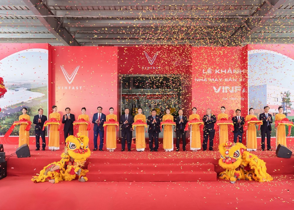 VinFast khánh thành nhà máy ô tô điện tại Hà Tĩnh sau chưa đầy 7 tháng thi công