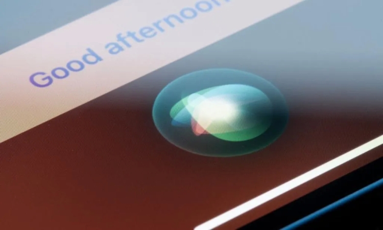 Siri trì trệ, Apple cầu viện OpenAI và Anthropic