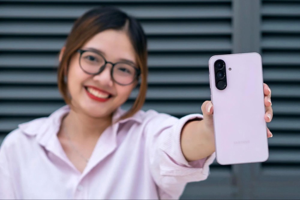 galaxy a56 5g top ai phone