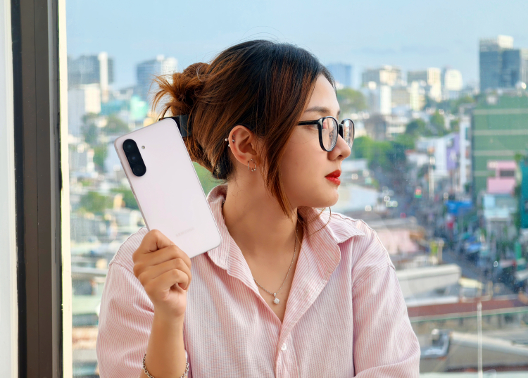 Galaxy A56 5G Hồng: AI Phone tiên phong, bứt phá mọi giới hạn cho giới trẻ 2025
