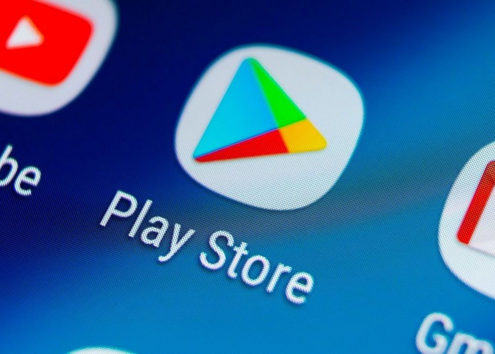Sankt-Petersburg, Russia, August 19, 2018: Play store application icon on Samsung Galaxy S9 smartphone screen. Mobile application icon of play store. Social network. Google Play Store. Play Market