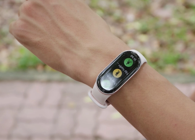 Đánh giá Xiaomi Smart Band 10: Đáng đồng tiền bát gạo!