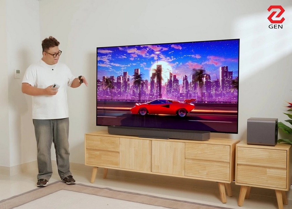 Dùng thử bộ đôi TV Samsung và soundbar giá "trăm triệu": Tuyệt vời!