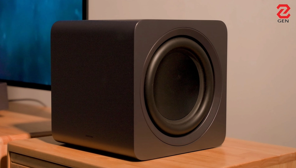 Dùng thử bộ đôi TV Samsung và soundbar giá "trăm triệu": Tuyệt vời!
