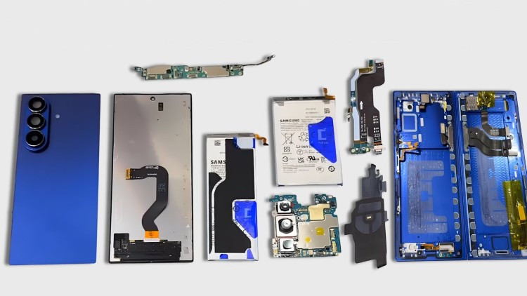 Galaxy Z Fold7 Bền vượt trội nhưng cực kỳ khó sửa