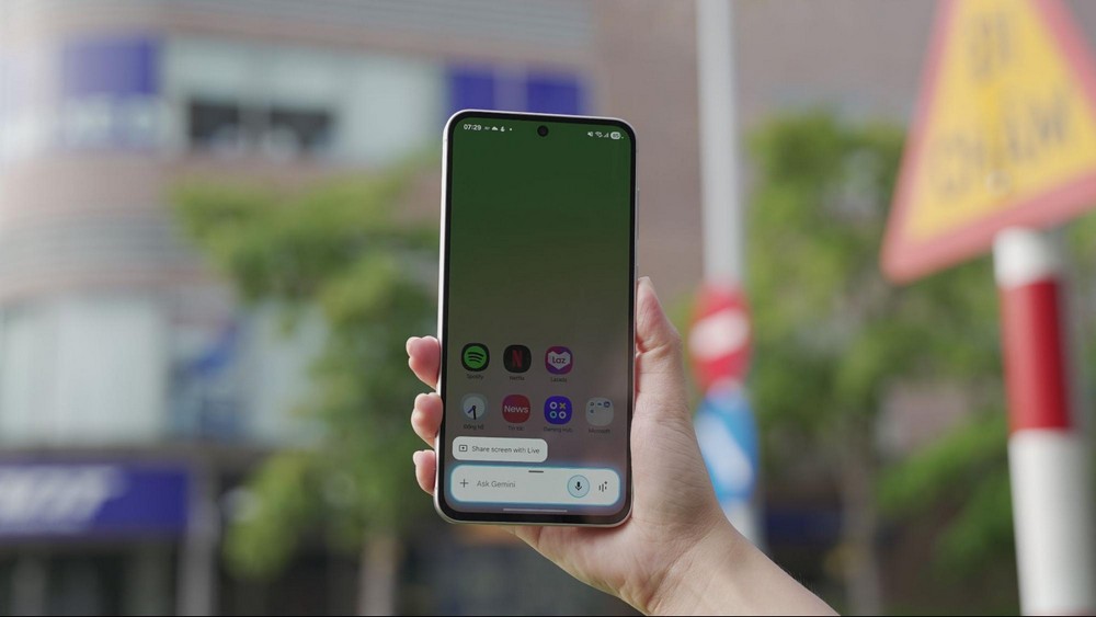 Càng run, càng fun: Galaxy A56 5G giúp “tập sự” Gen Z thành runner chính hiệu tại Galaxy Running Club