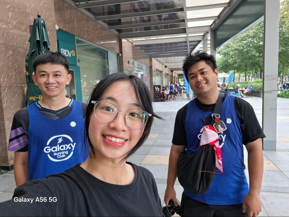Càng run, càng fun: Galaxy A56 5G giúp “tập sự” Gen Z thành runner chính hiệu tại Galaxy Running Club