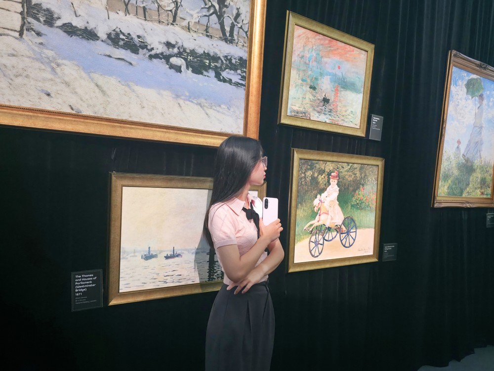 Du hành vũ trụ Van Gogh & Monet: Gemini Live cùng Galaxy A56 5G xóa “mù” nghệ thuật cho Gen Z