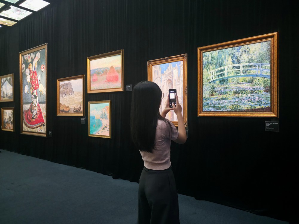 Du hành vũ trụ Van Gogh & Monet: Gemini Live cùng Galaxy A56 5G xóa “mù” nghệ thuật cho Gen Z