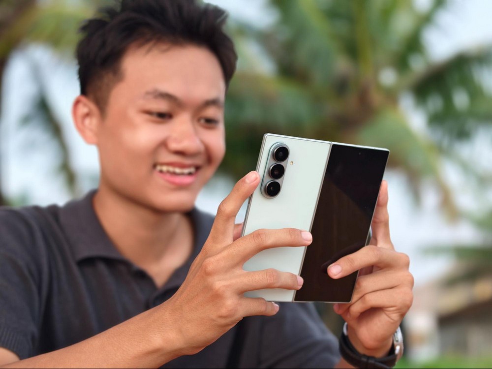 2 ngày 1 đêm “vượt bão” deadline tại Phú Quốc cùng Galaxy Z Fold7: Yên tâm, có Gemini Live lo hết!