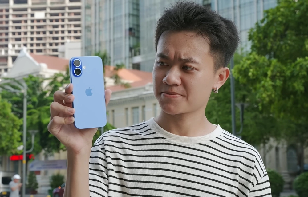 OPPO Reno14 vs iPhone 16: Cùng tầm tiền, chọn máy nào tốt nhất?