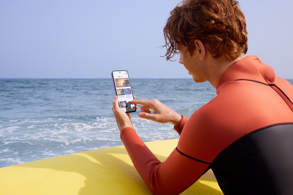 Redmi 15 ra mắt: Pin 7000mAh, giá phổ thông