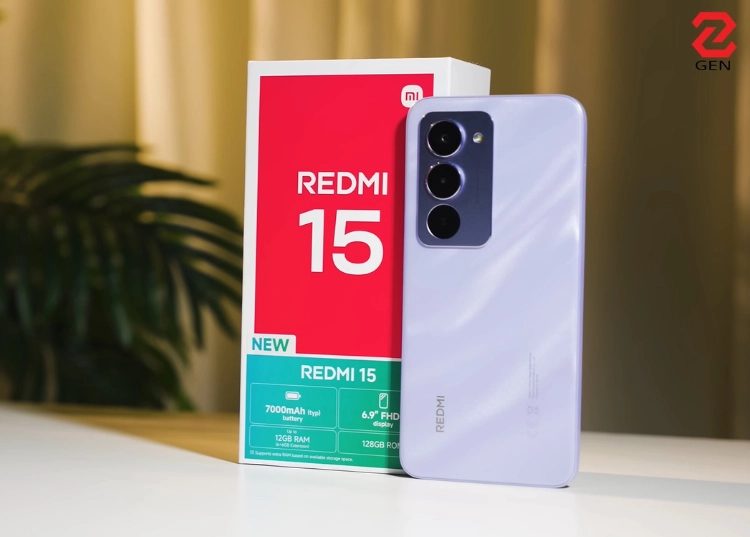 Trên tay Redmi 15: Pin 7000mAh, màn hình 144Hz ấn tượng