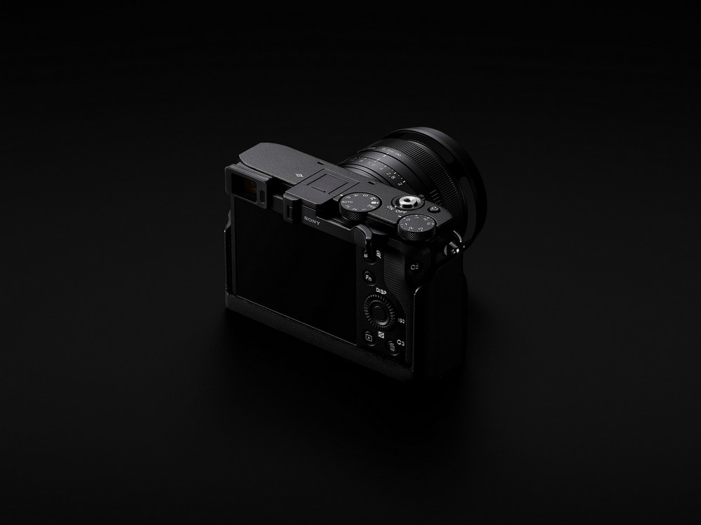 Sony ra mắt RX1R III: Máy ảnh full-frame 61MP nhỏ gọn, mạnh mẽ