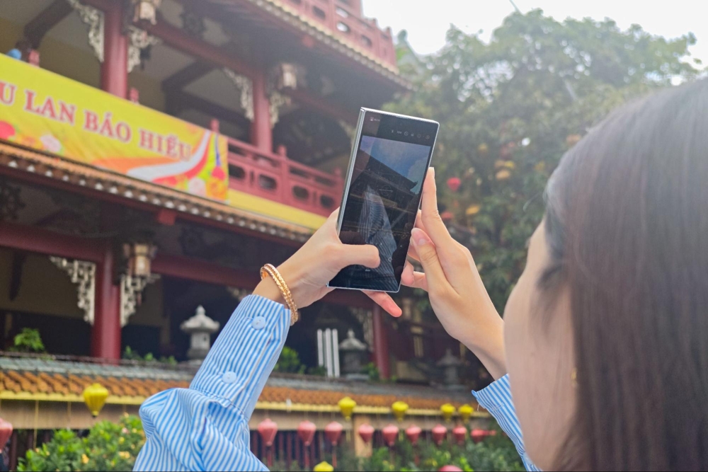 Galaxy Z Fold7 Mùa vu lan