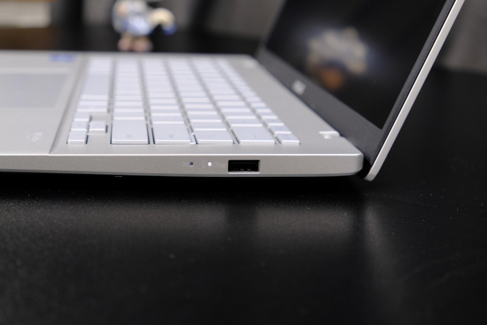 đánh giá bộ đôi ASUS Vivobook