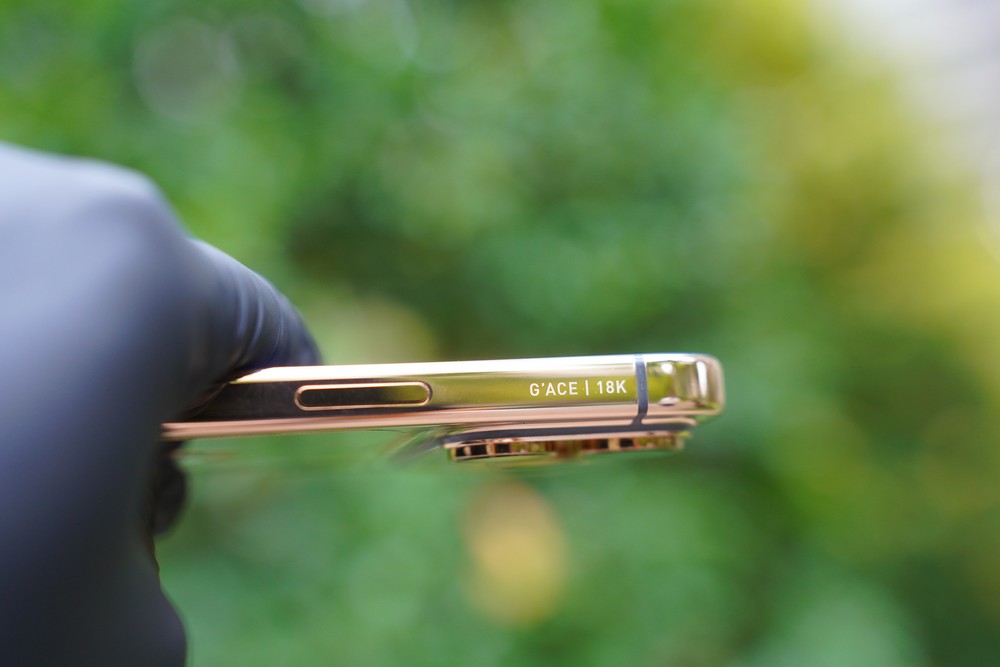 iPhone 17 Pro Max MONARCH mạ vàng đầu tiên thế giới xuất hiện