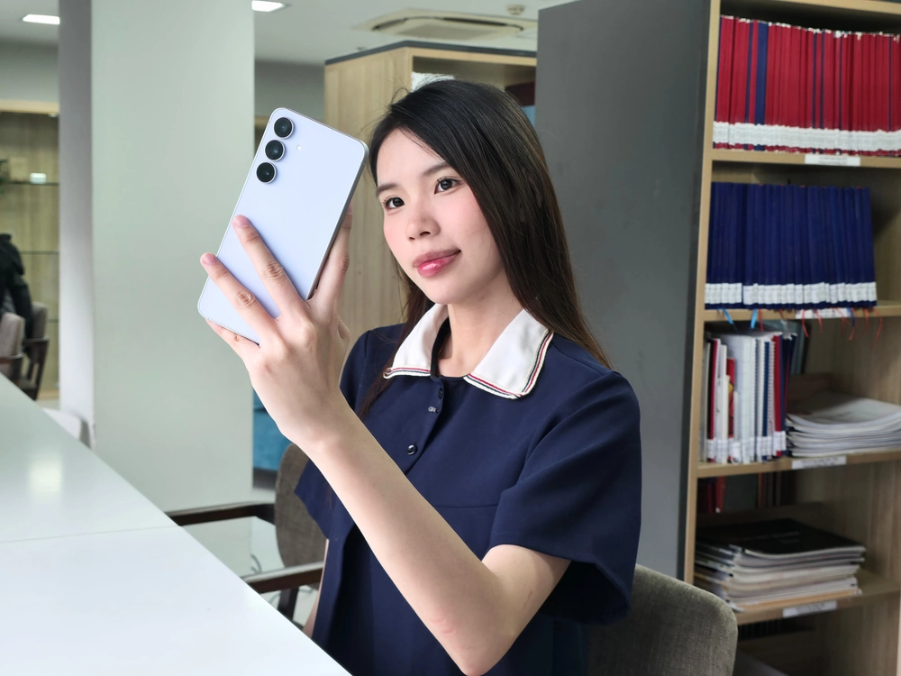 Samsung Galaxy S25 FE: Món quà lý tưởng cho tân sinh viên