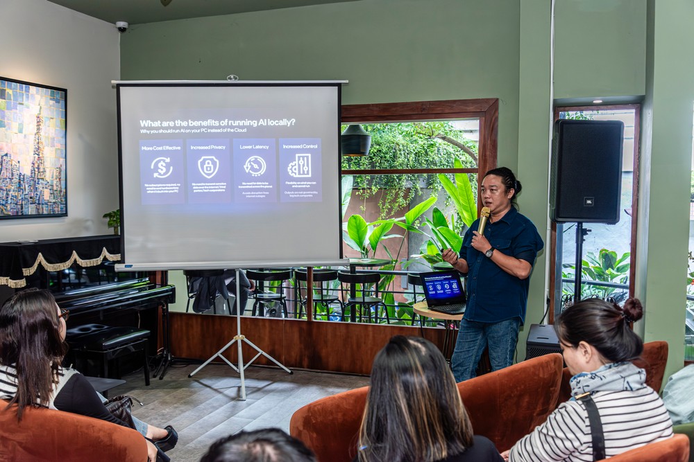Intel trình diễn các tính năng thực tế của AI PC