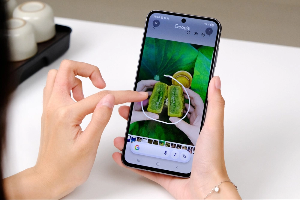 Thưởng vị Đoàn viên chuẩn gu cả nhà: Chọn bánh trung thu dễ dàng cùng Gemini Live trên Galaxy A56 5G