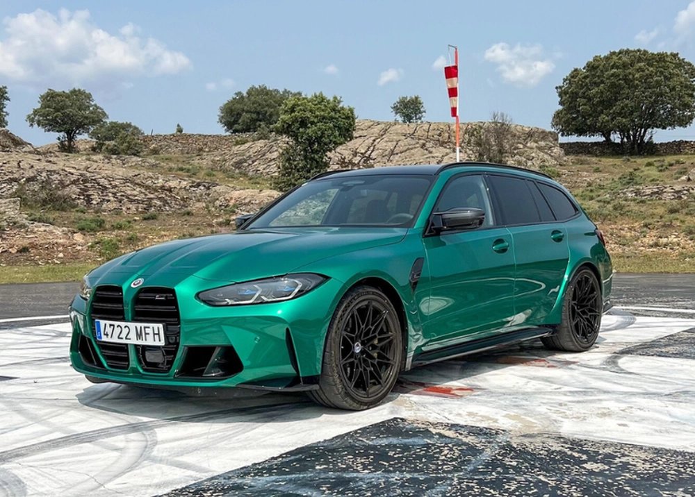 BMW M2 và M3 Touring dự kiến về Việt Nam năm 2026
