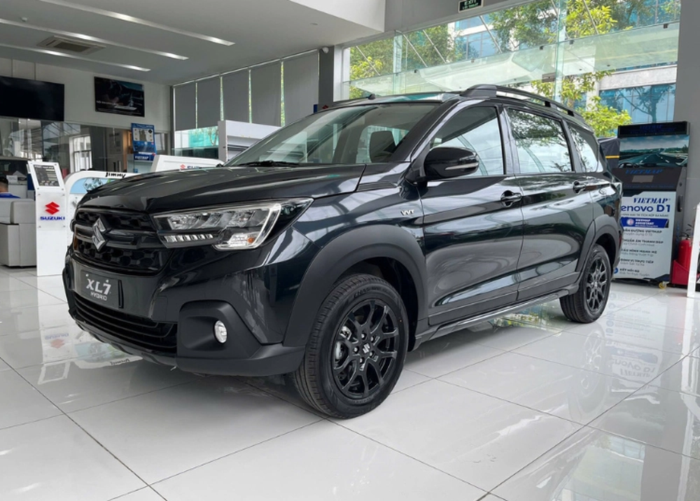 Suzuki XL7 Black Edition về Việt Nam với giá cạnh tranh