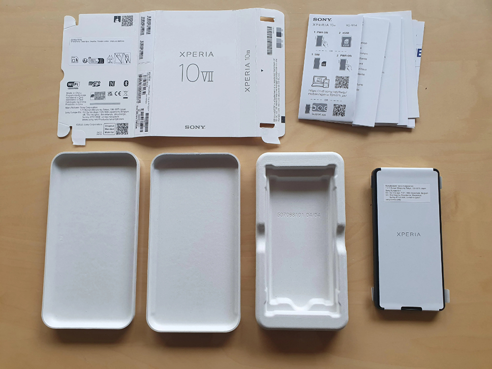 Sony mở đầu xu hướng loại bỏ cáp sạc trên smartphone