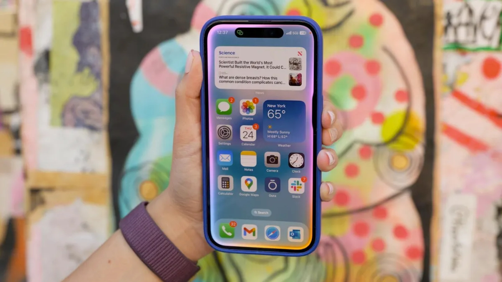iPhone 17
