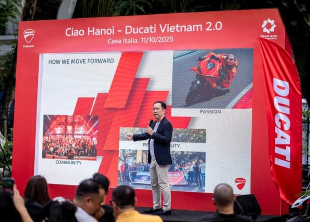 Ducati tái xuất Hà Nội với showroom thế hệ mới