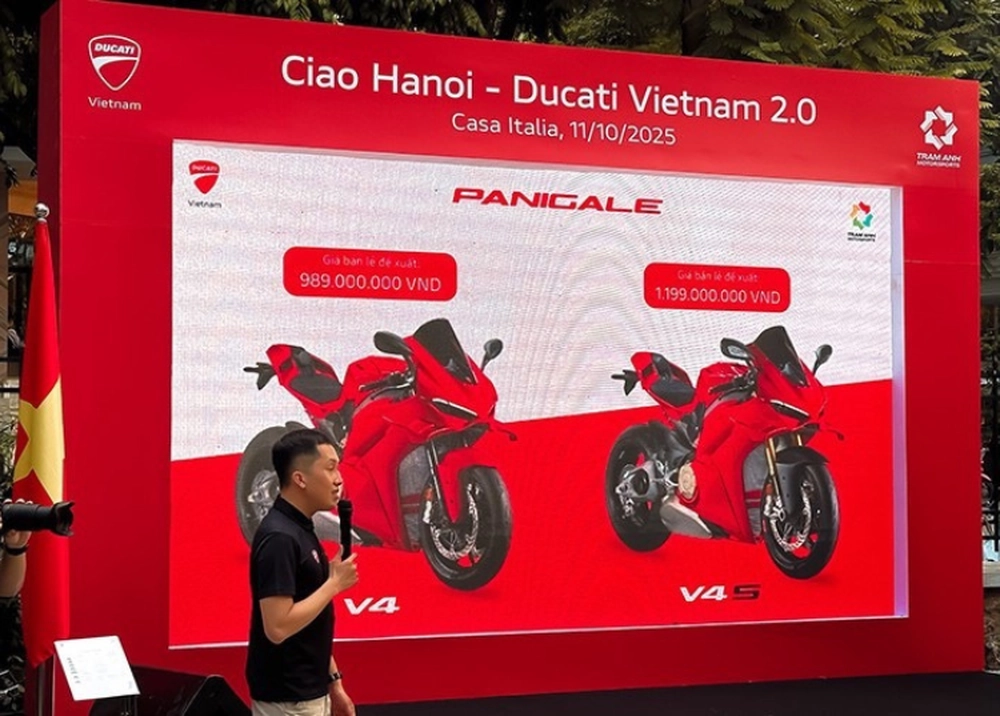 Ducati tái xuất Hà Nội với showroom thế hệ mới