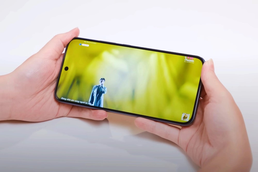 Đánh giá chi tiết OPPO A6 Pro