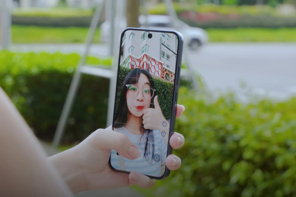 Đánh giá chi tiết OPPO A6 Pro